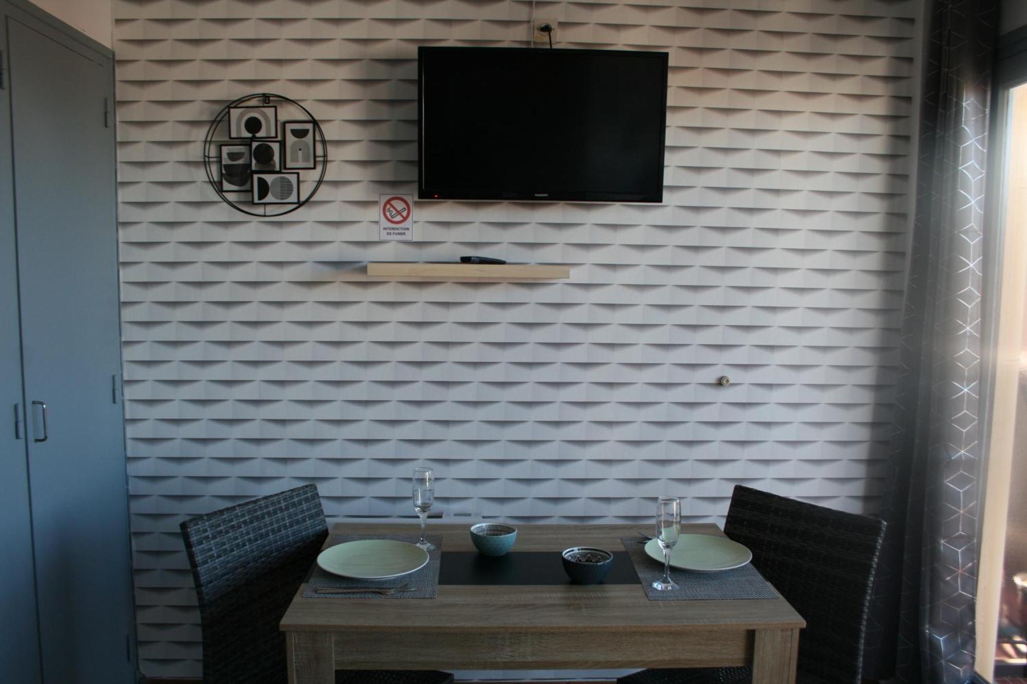 Charmant Studio 20 M De La Plage Кане Екстериор снимка