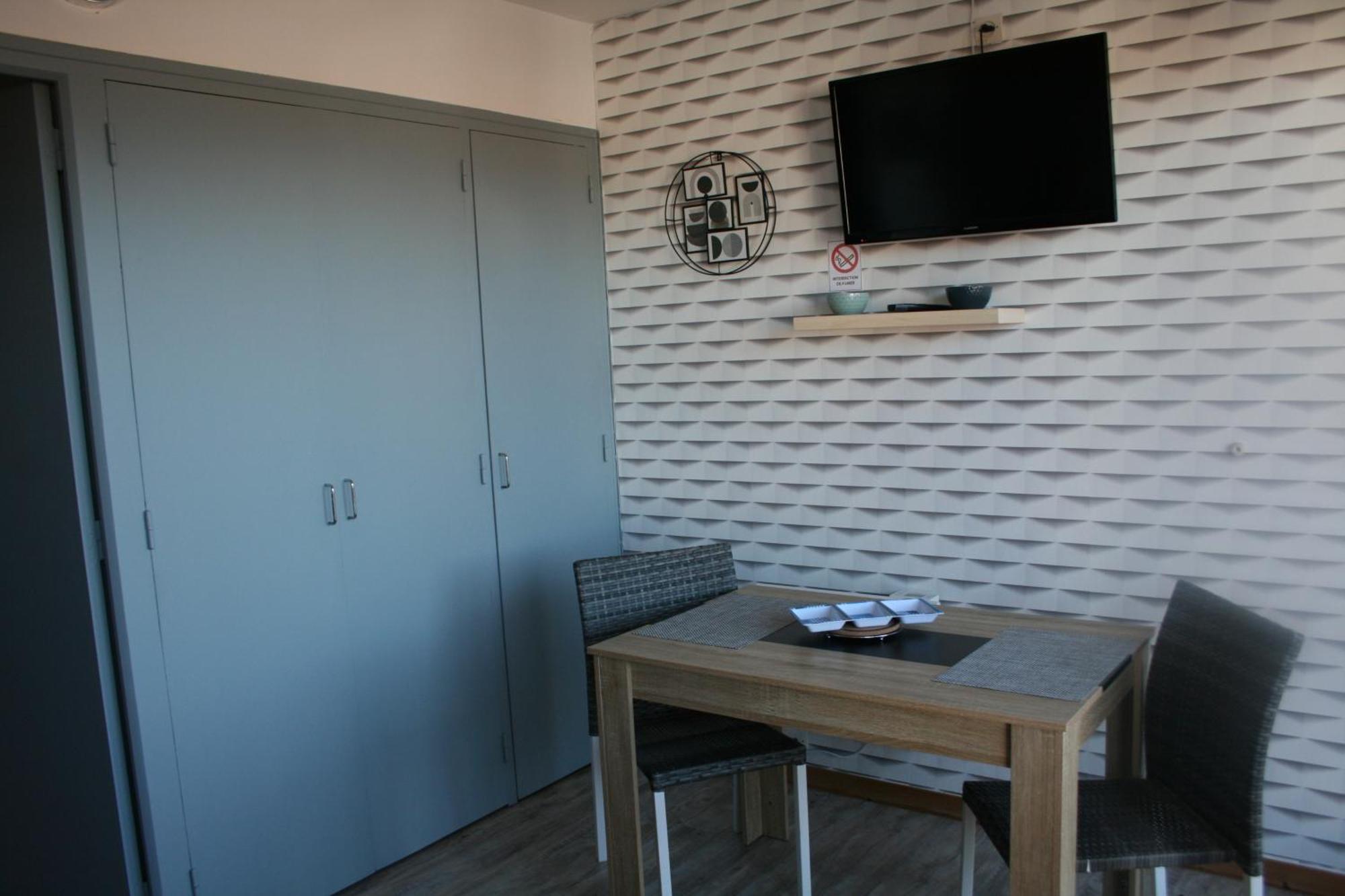 Charmant Studio 20 M De La Plage Кане Екстериор снимка